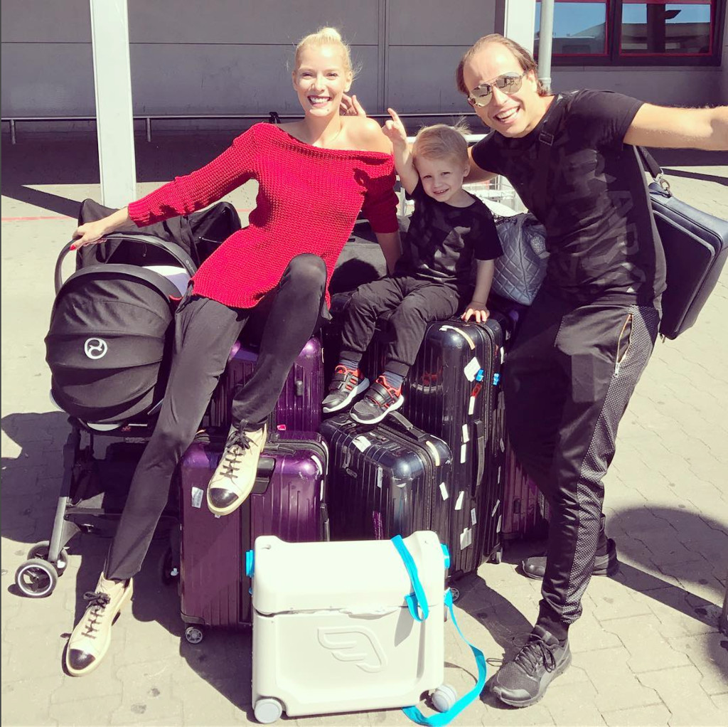 Oksana Kolenitchenko mit ihrer Familie kurz vor ihrer großen Amerika-Reise. (Screenshot von Oksanas Instagram-Account)